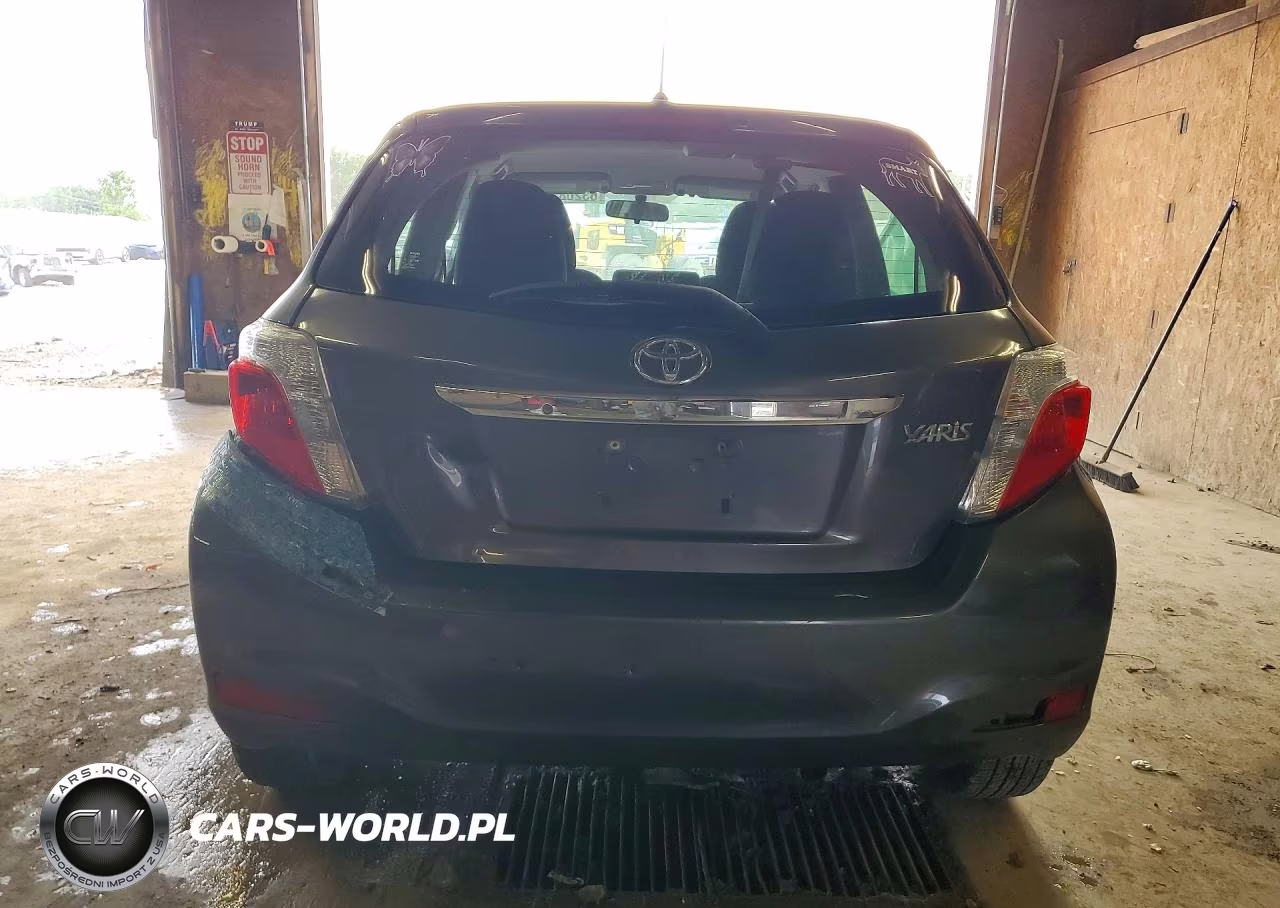 2012 Toyota Yaris 5-Door L VIN:JTDKTUD30CD526119 - 6
