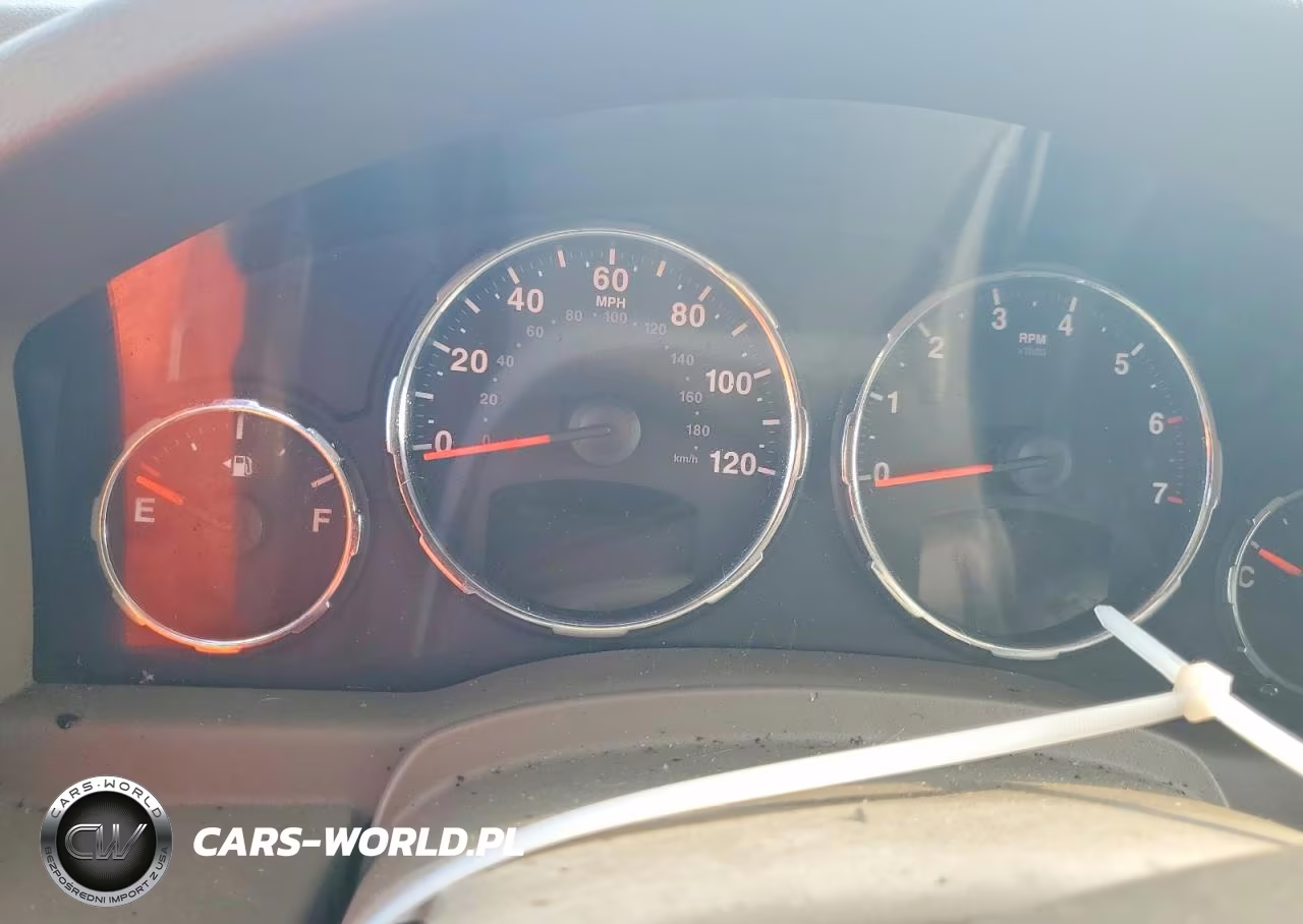 2008 Jeep Liberty Limited VIN:1J8GN58K38W271980 - 9