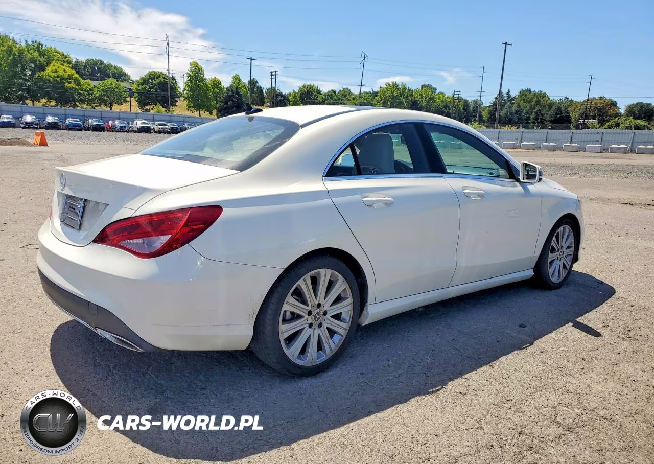 2018 Mercedes-Benz Cla 250 VIN:WDDSJ4EB4JN551940 - 3