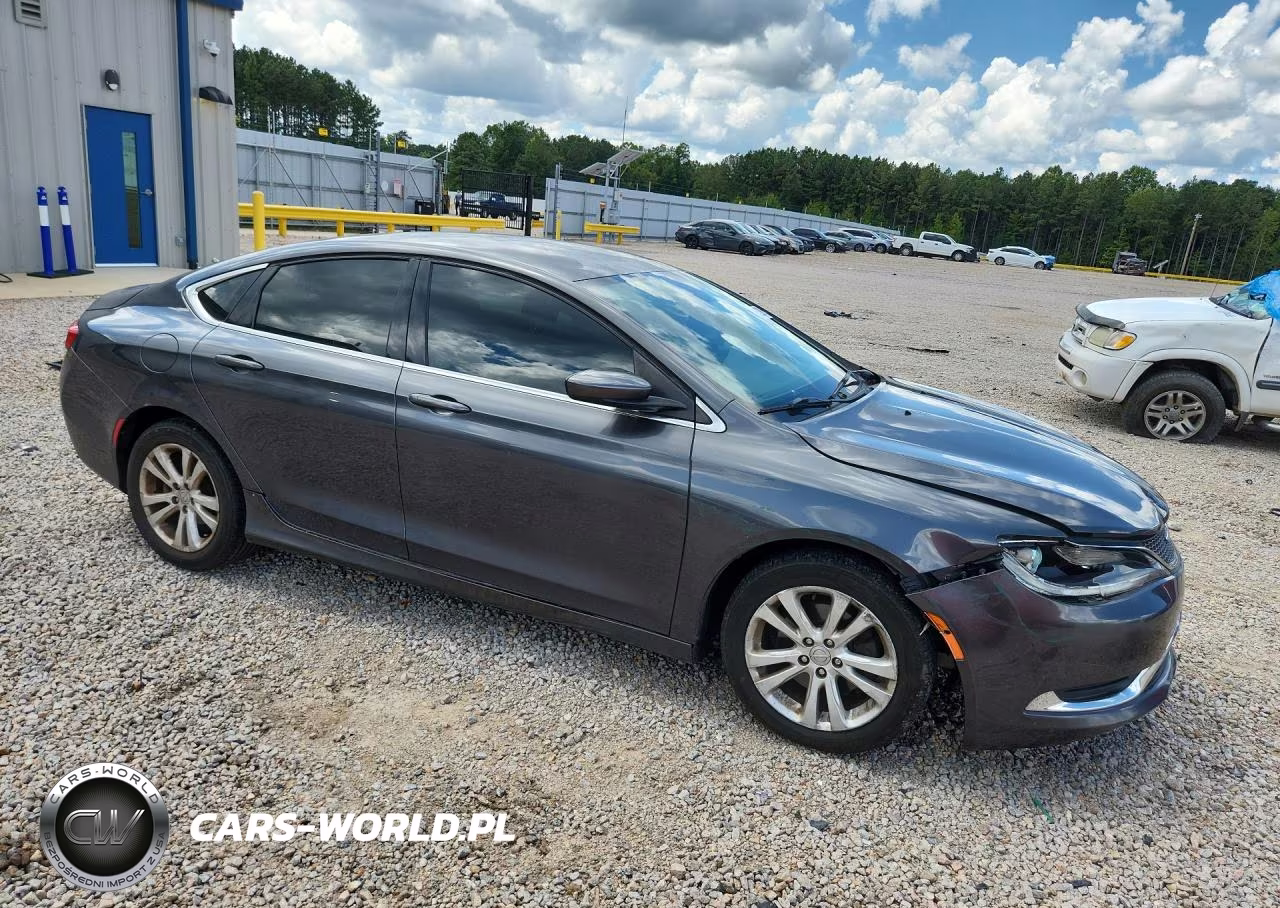 2016 Chrysler 200 Limited VIN:1C3CCCAB0GN101742 - 4