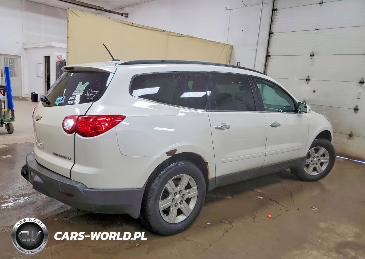 2011 Chevrolet Traverse Lt VIN:1GNKRJED3BJ403457 - 3