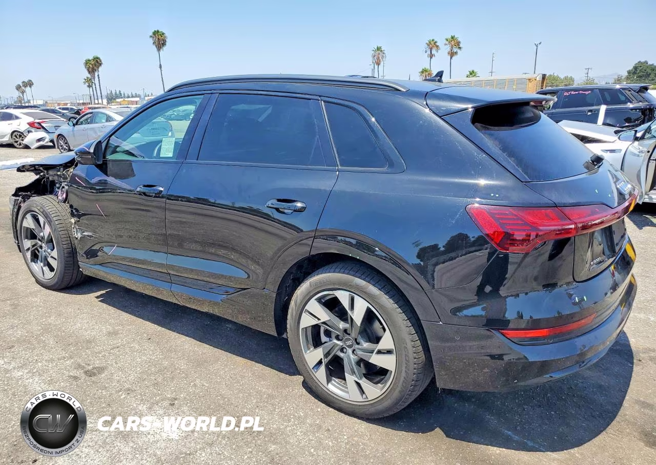 2021 Audi E-Tron Premium VIN:WA1AAAGE1MB022022 - 2