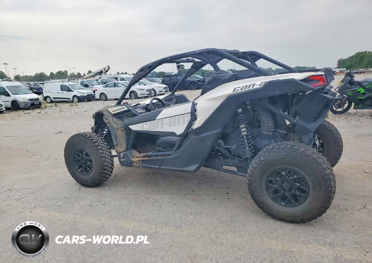 2020 Can-Am Maverick X3 Utility Vehicle VIN:3JBVGAY47LK000401 - 3