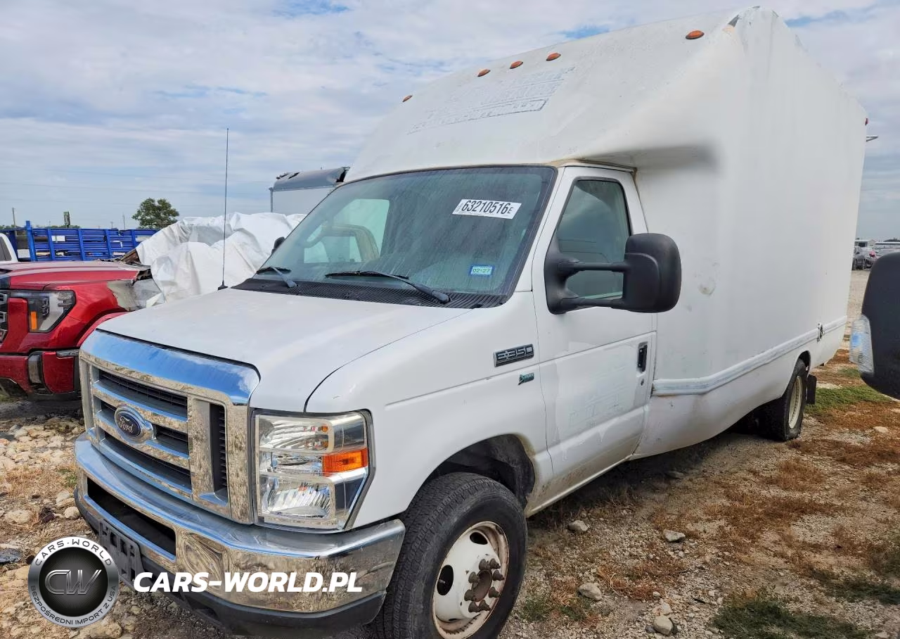 2017 Ford E-350 Delivery Truck