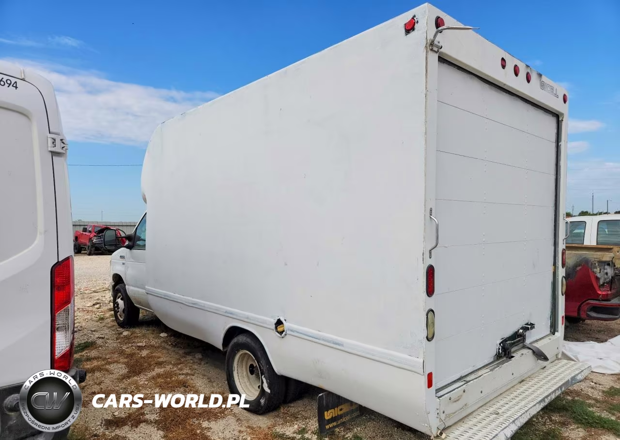 2017 Ford E-350 Delivery Truck VIN:1FDWE3F68HDC57013 - 2