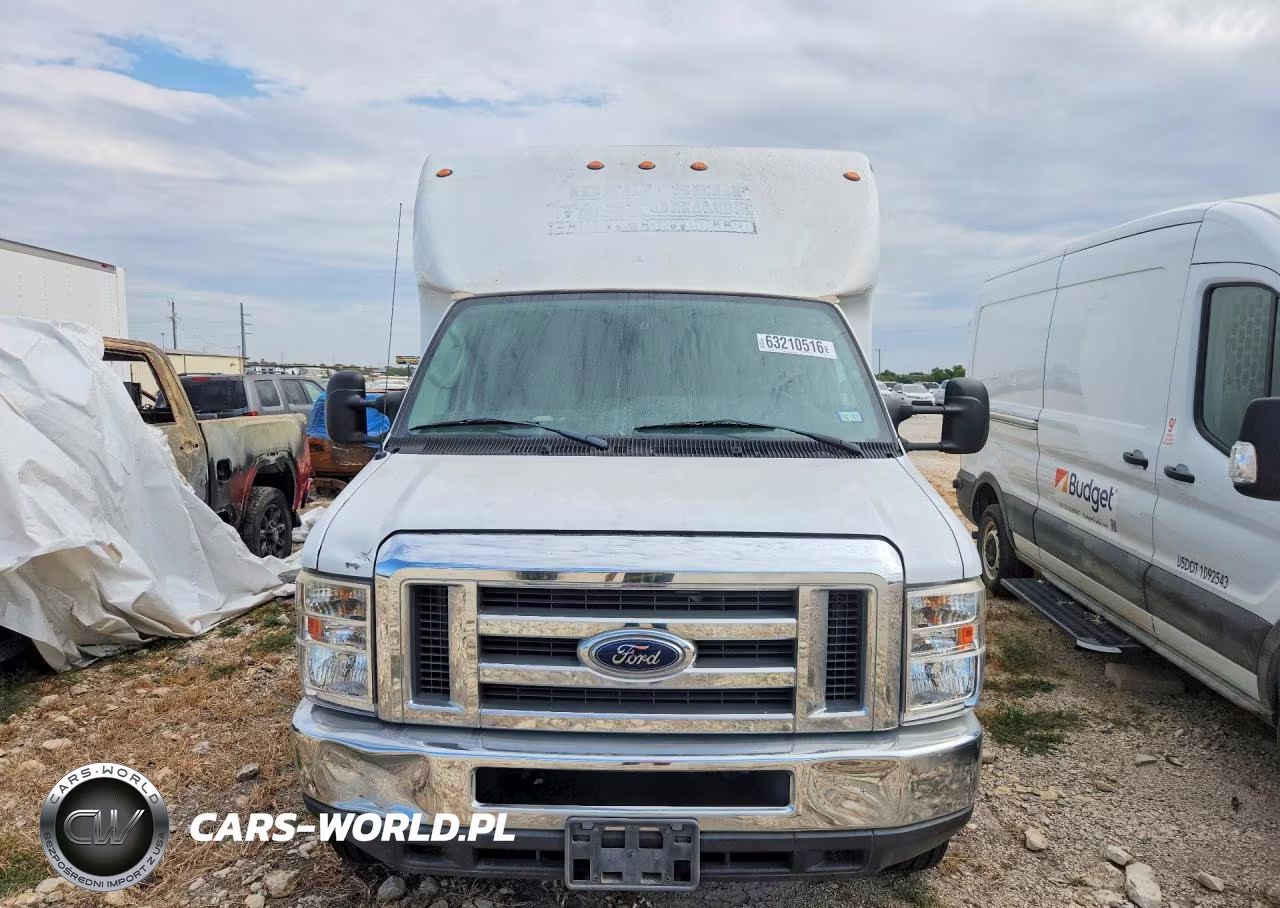 2017 Ford E-350 Delivery Truck VIN:1FDWE3F68HDC57013 - 5