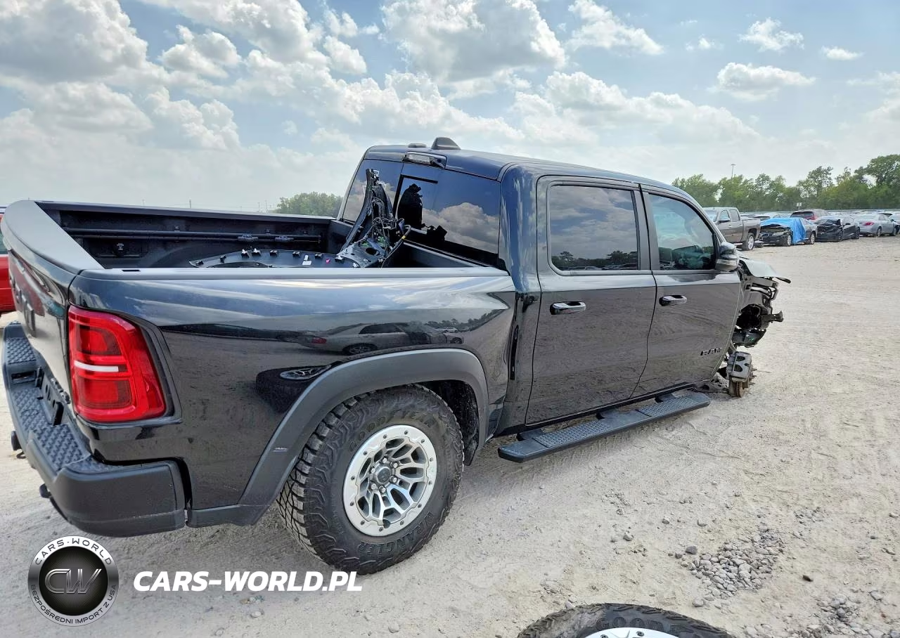 2025 Ram 1500 Rho VIN:1C6SRFUP3SN650236 - 3
