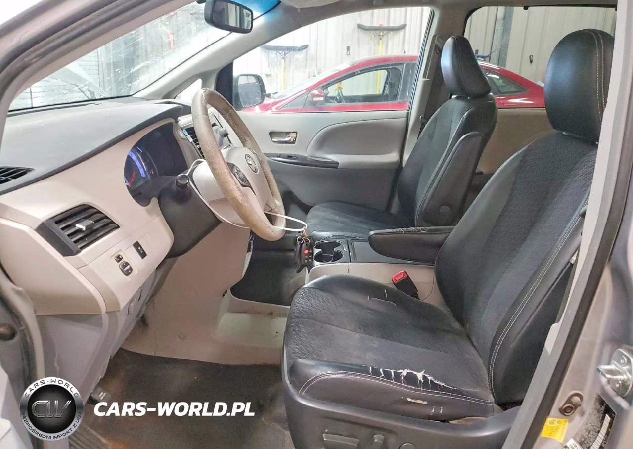 2012 Toyota Sienna Sport VIN:5TDXK3DCXCS255349 - 7