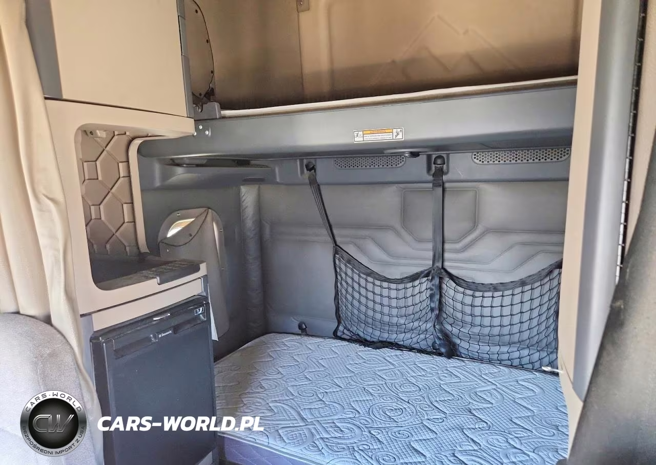2015 Freightliner Cascadia 125 VIN:3AKJGLD5XFSGA7727 - 14