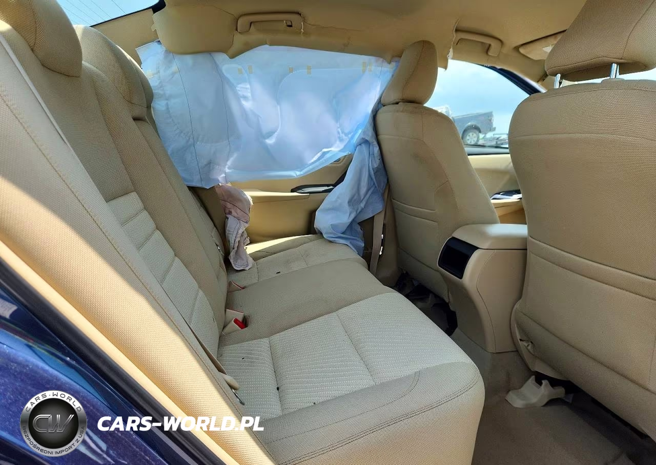 2015 Toyota Camry Le VIN:4T4BF1FK0FR483580 - 10