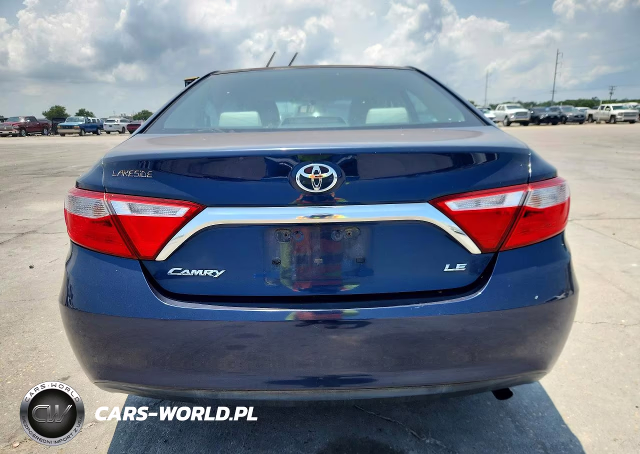 2015 Toyota Camry Le VIN:4T4BF1FK0FR483580 - 6