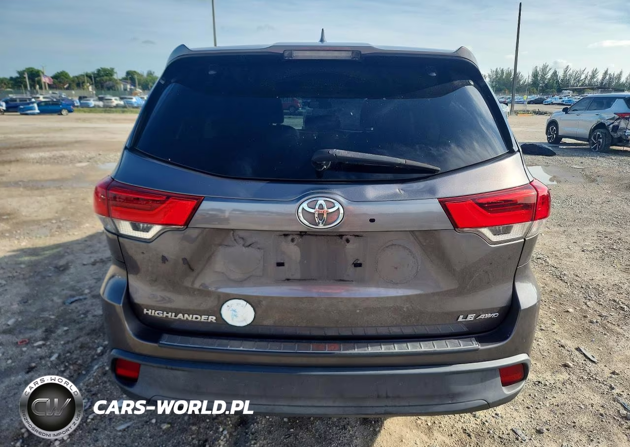 2017 Toyota Highlander Le Plus VIN:5TDBZRFH0HS414372 - 6