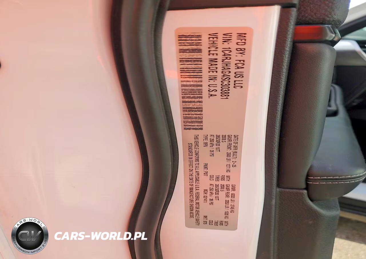 2025 Jeep Grand Cherokee Laredo VIN:1C4RJHAG4SC303881 - 14