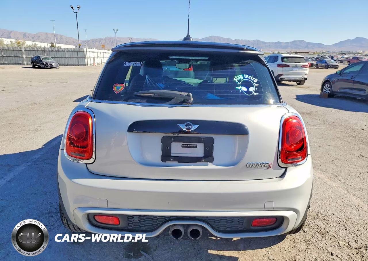 2016 Mini Cooper S VIN:WMWXP7C50G2A42564 - 6