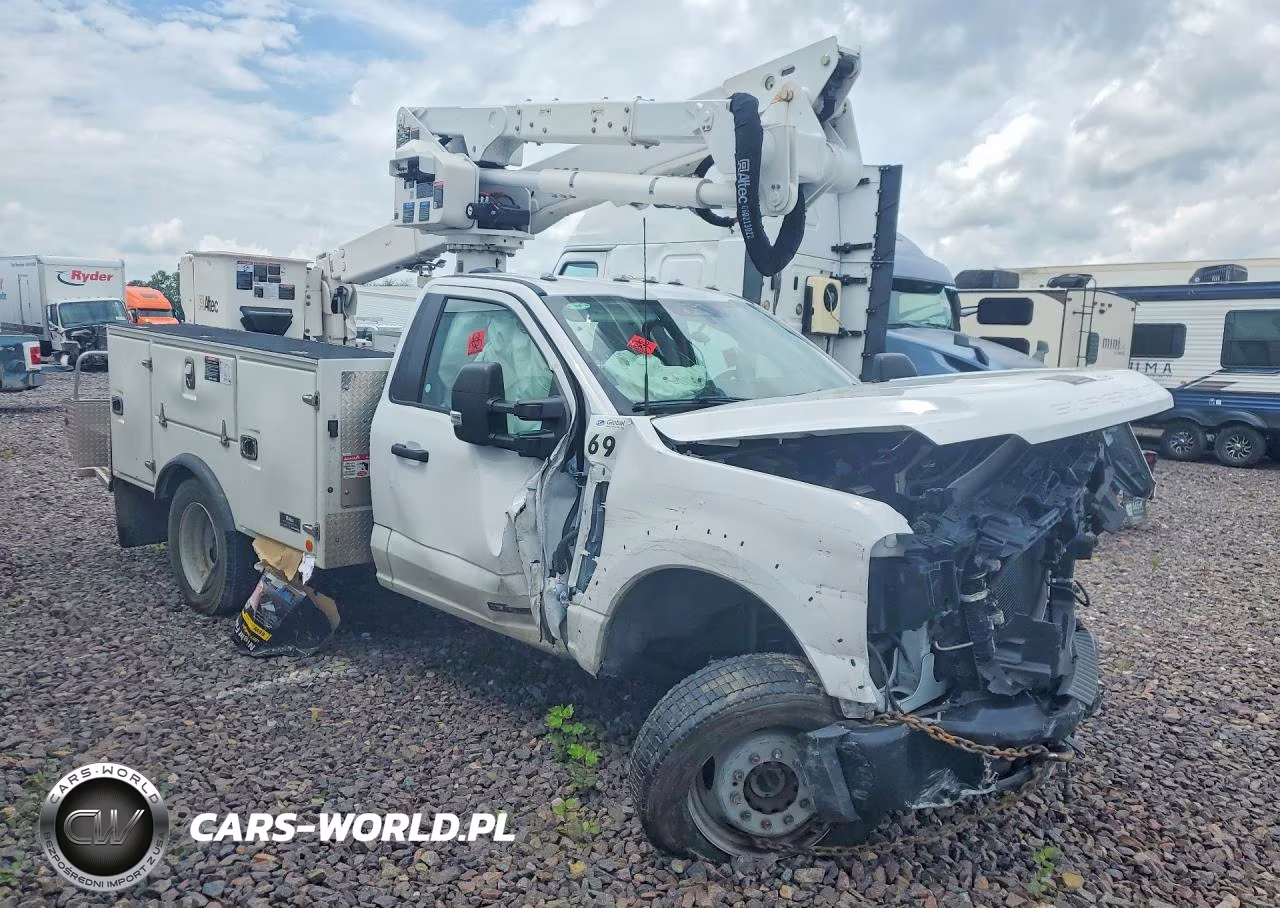 2023 Ford F550 Super Duty Bucket Truck VIN:1FDUF5HT6PDA10011 - 4