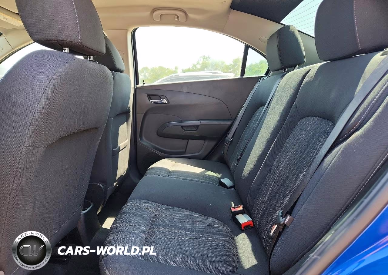 2018 Chevrolet Sonic Lt VIN:1G1JD5SH8J4118650 - 10