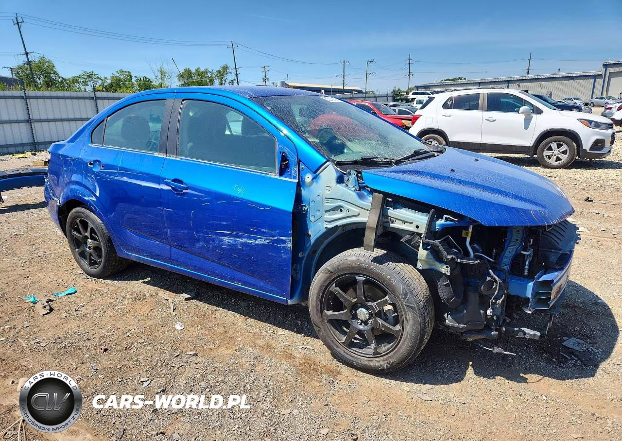 2018 Chevrolet Sonic Lt VIN:1G1JD5SH8J4118650 - 4