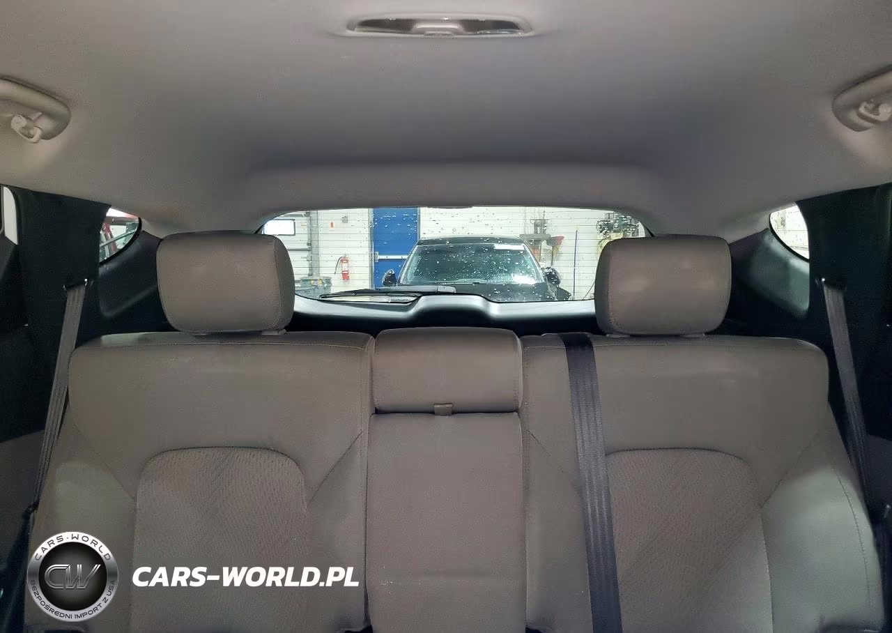 2017 Hyundai Santa Fe Sport 2.4L VIN:5NMZUDLB2HH028796 - 10