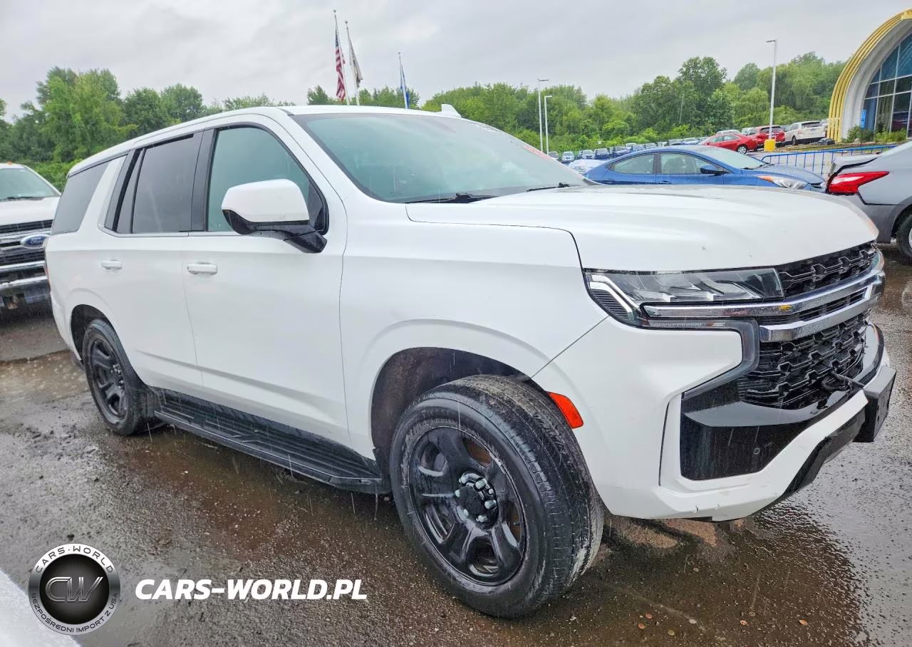2022 Chevrolet Tahoe C1500 VIN:1GNSCLED6NR247787 - 4