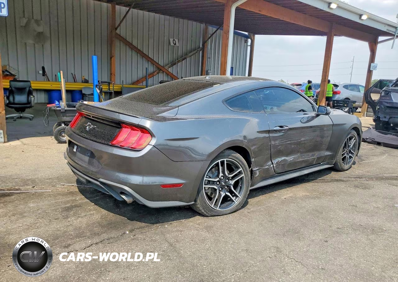 2018 Ford Mustang VIN:1FA6P8TH2J5113108 - 3