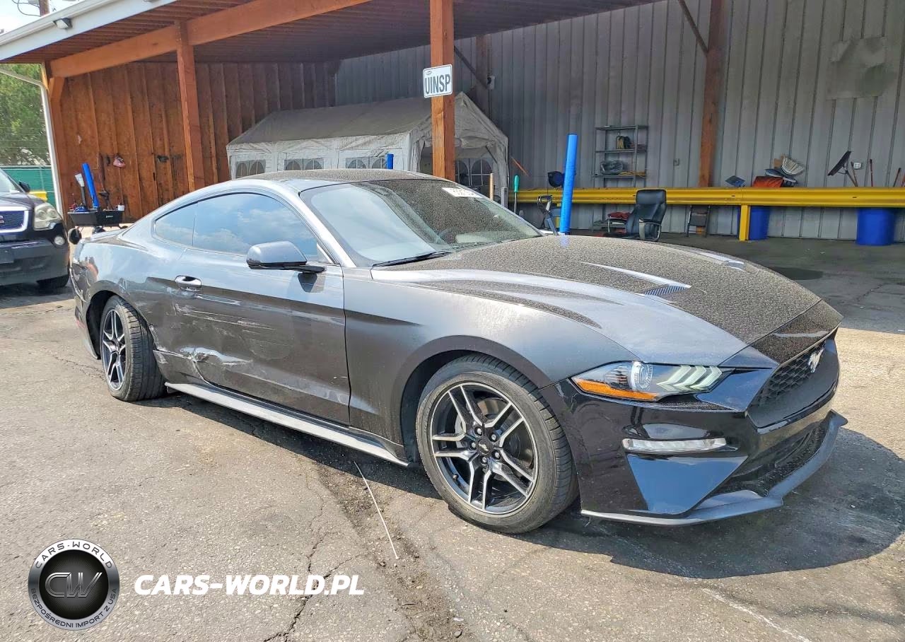 2018 Ford Mustang VIN:1FA6P8TH2J5113108 - 4
