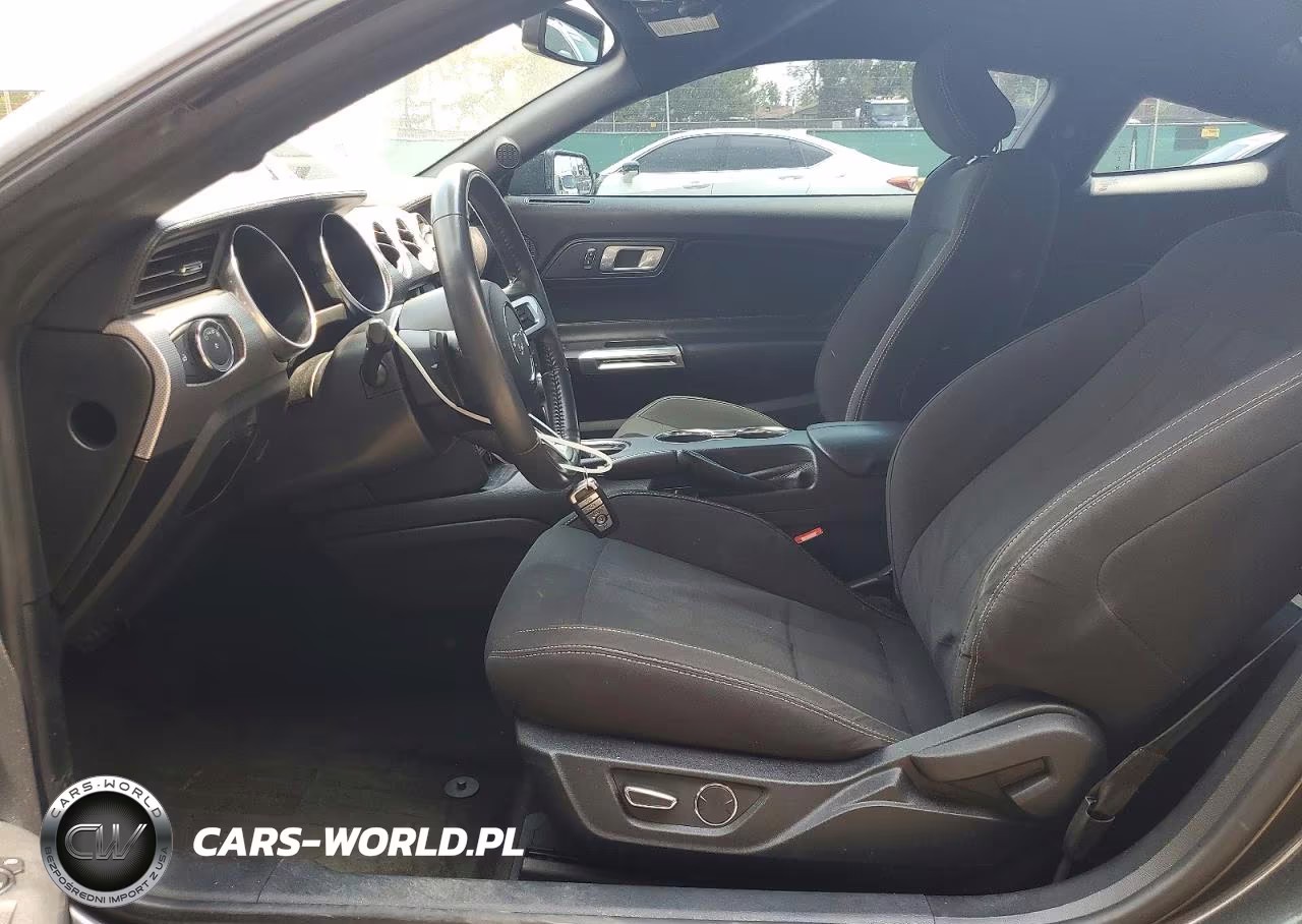 2018 Ford Mustang VIN:1FA6P8TH2J5113108 - 7