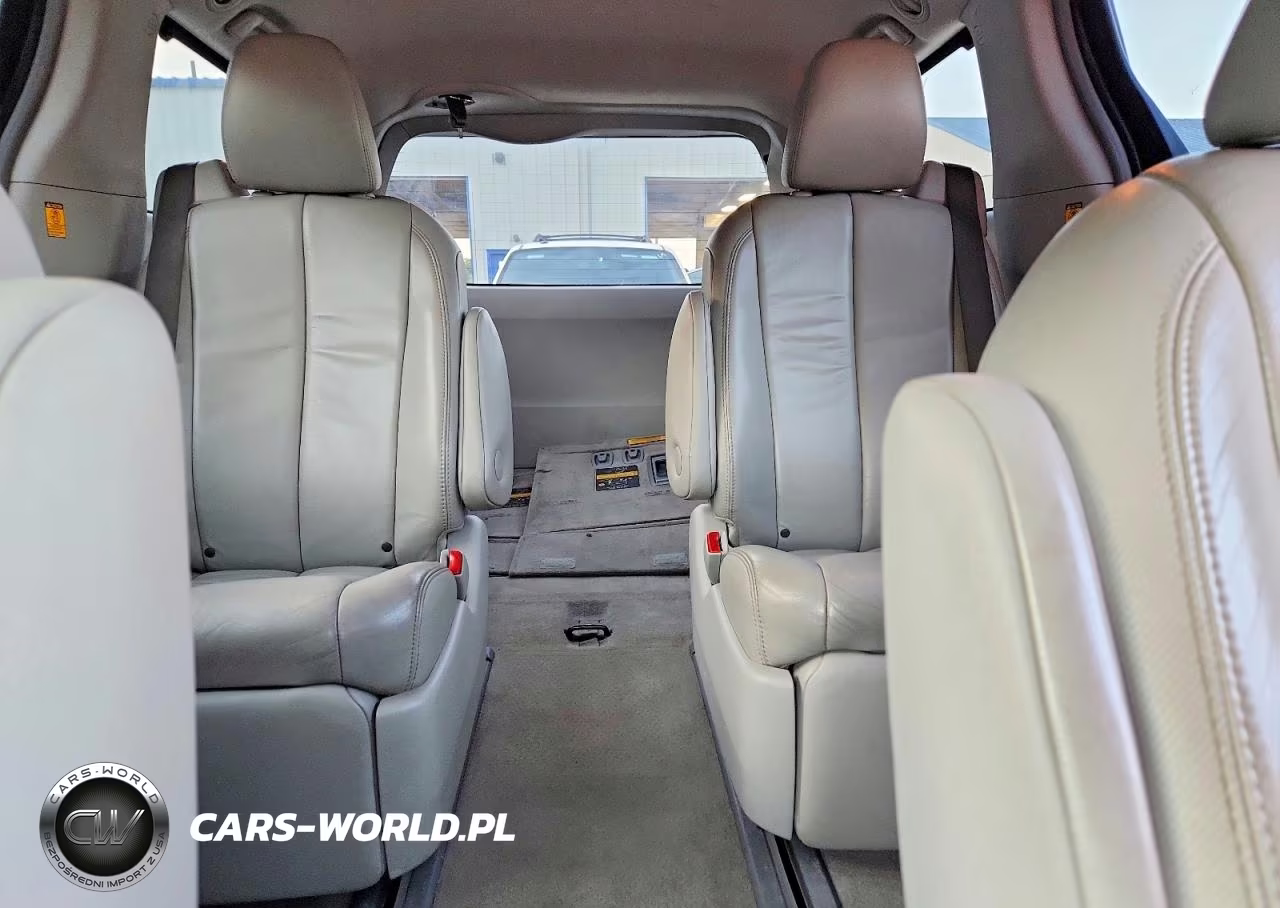 2013 Toyota Sienna Xle 7-Passenger VIN:5TDDK3DC7DS065299 - 10