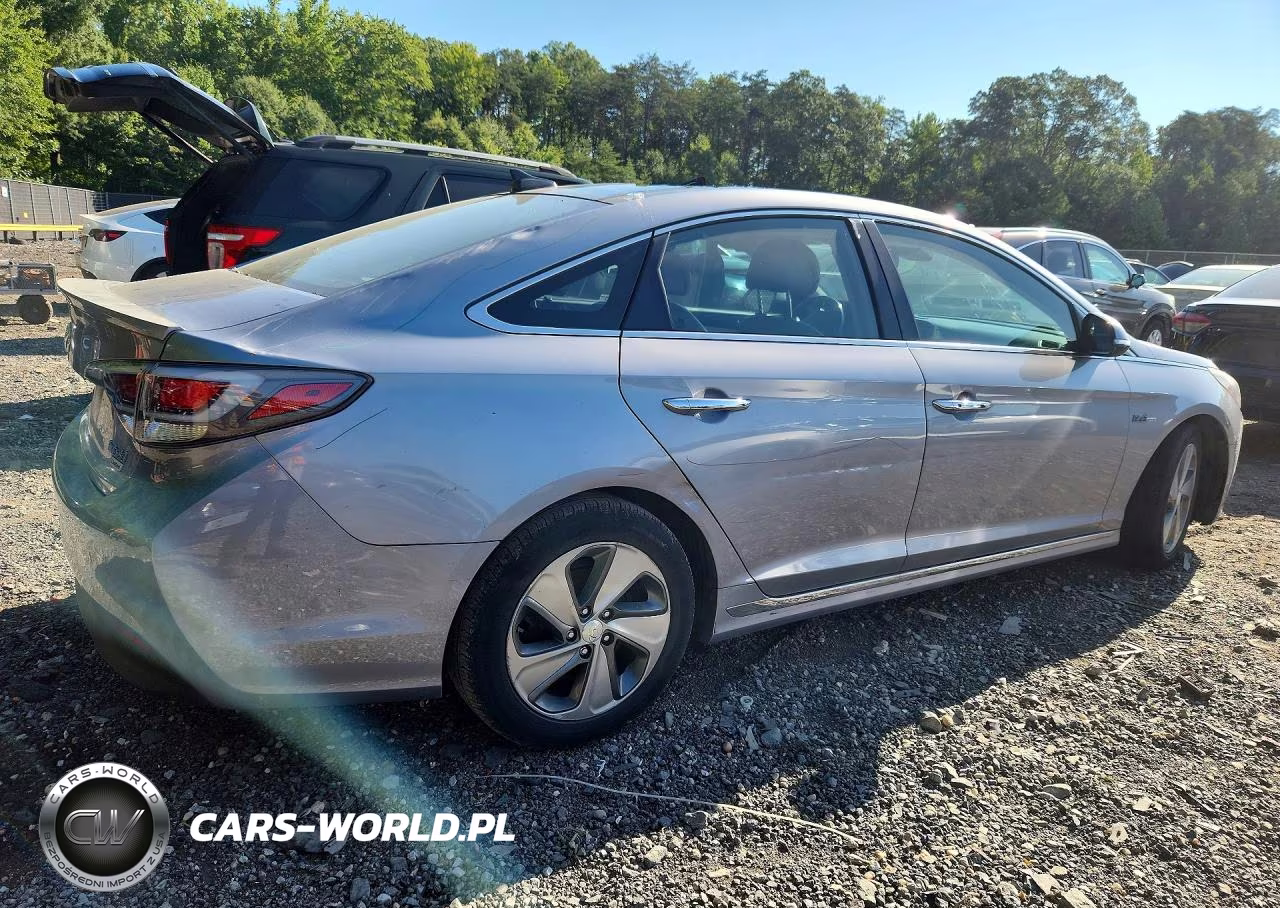 2016 Hyundai Sonata Hybrid Limited VIN:KMHE34L17GA008752 - 3