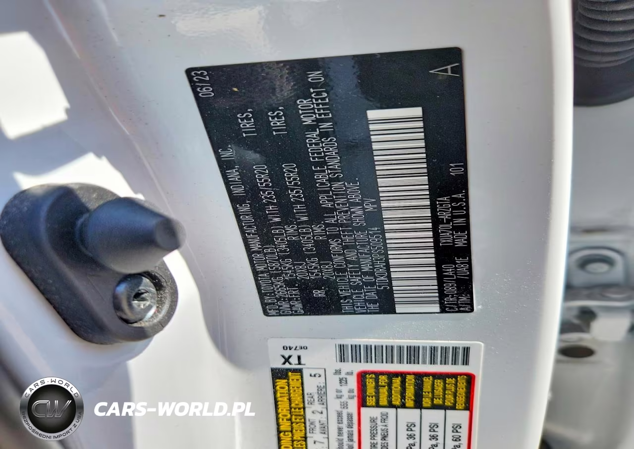 2023 Toyota Highlander Platinum VIN:5TDKDRAH3PS509514 - 13
