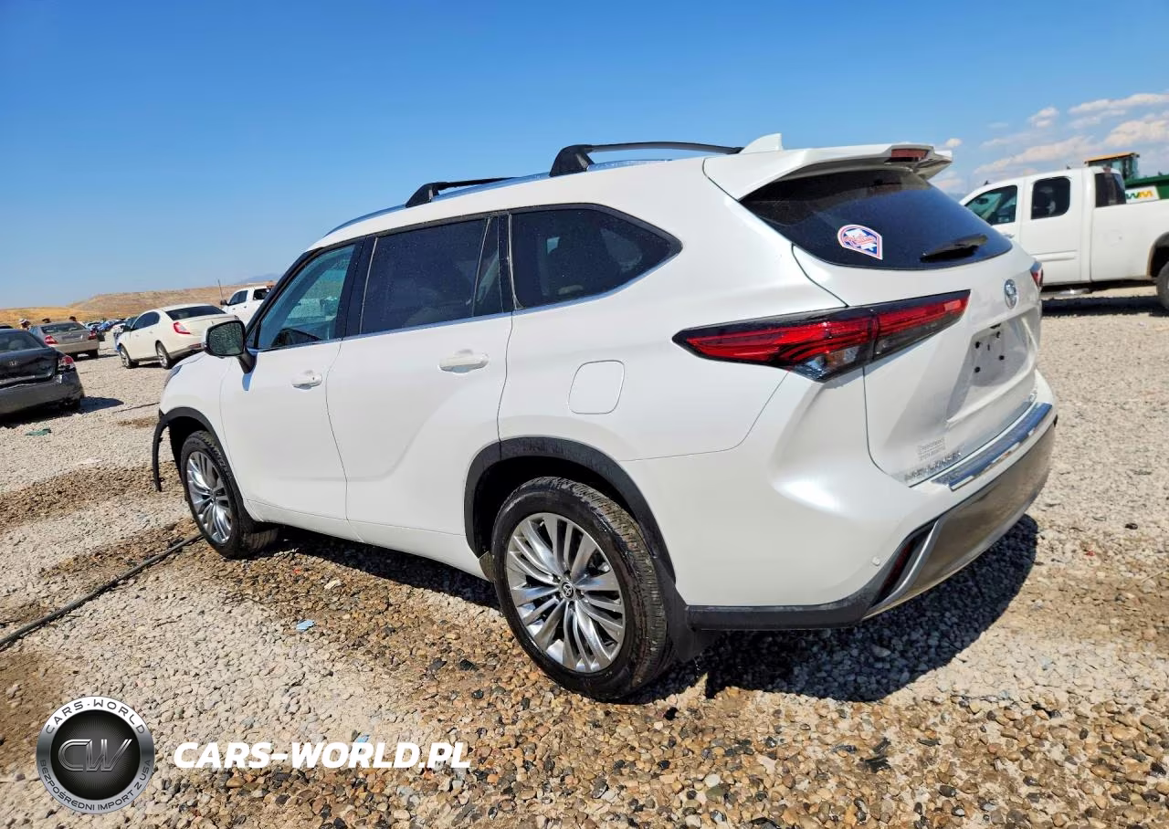2023 Toyota Highlander Platinum VIN:5TDKDRAH3PS509514 - 2