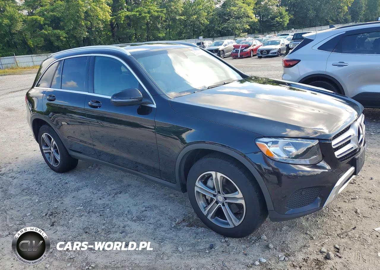 2017 Mercedes-Benz Glc 300 4Matic VIN:WDC0G4KB7HF196636 - 4