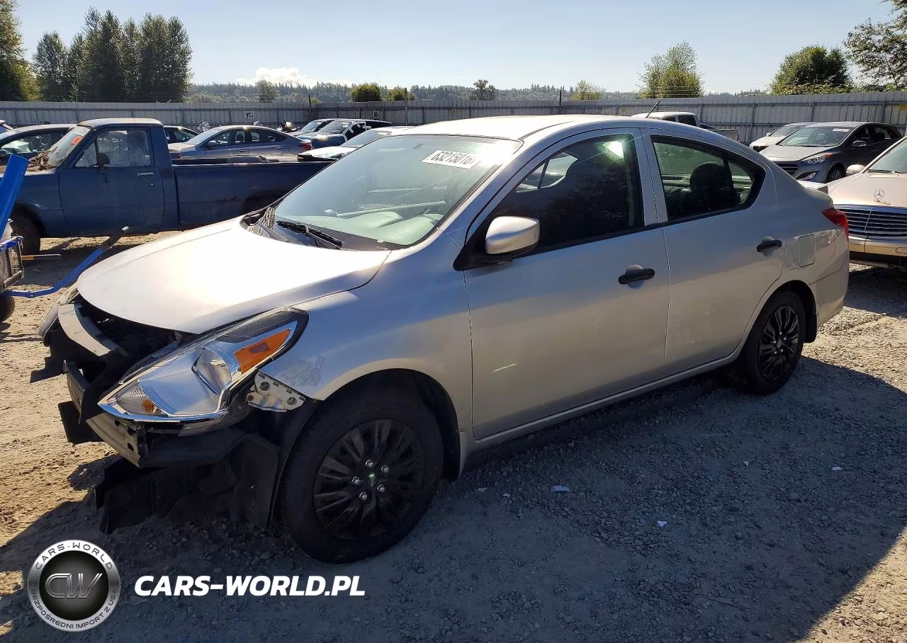 2016 Nissan Versa 1.6 S Plus