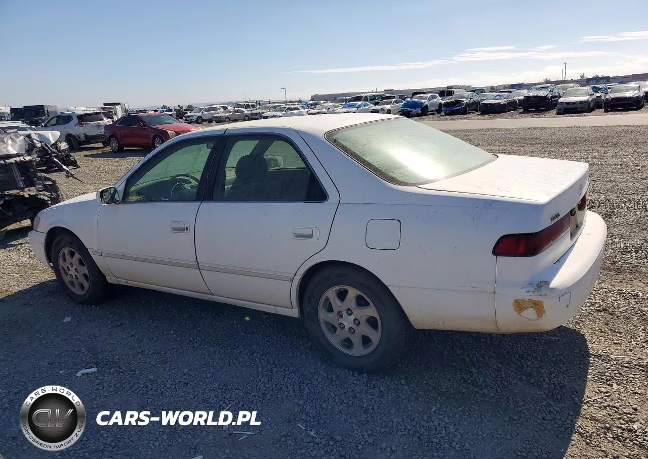 1998 Toyota Camry Le VIN:JT2BG22K4W0116477 - 2