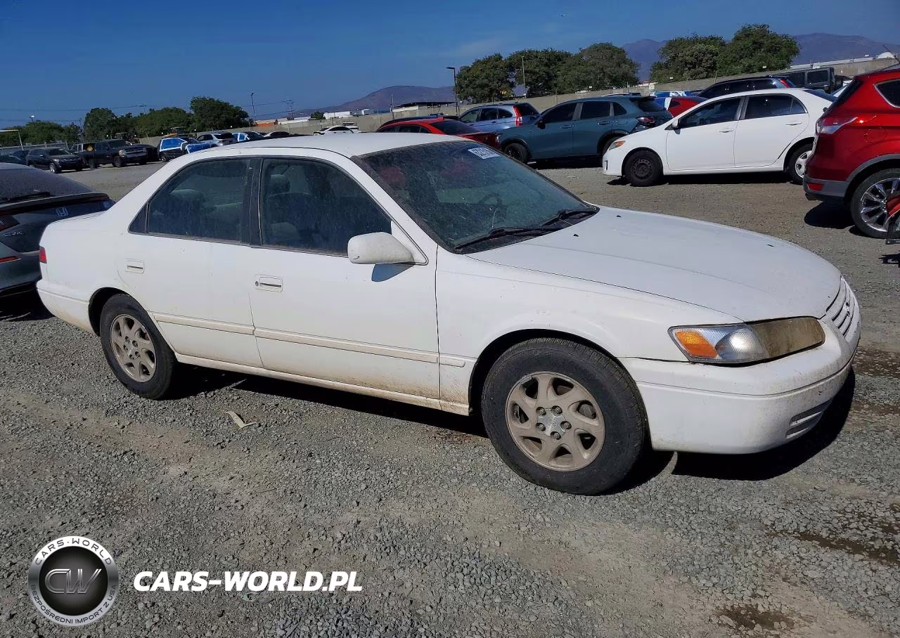 1998 Toyota Camry Le VIN:JT2BG22K4W0116477 - 4