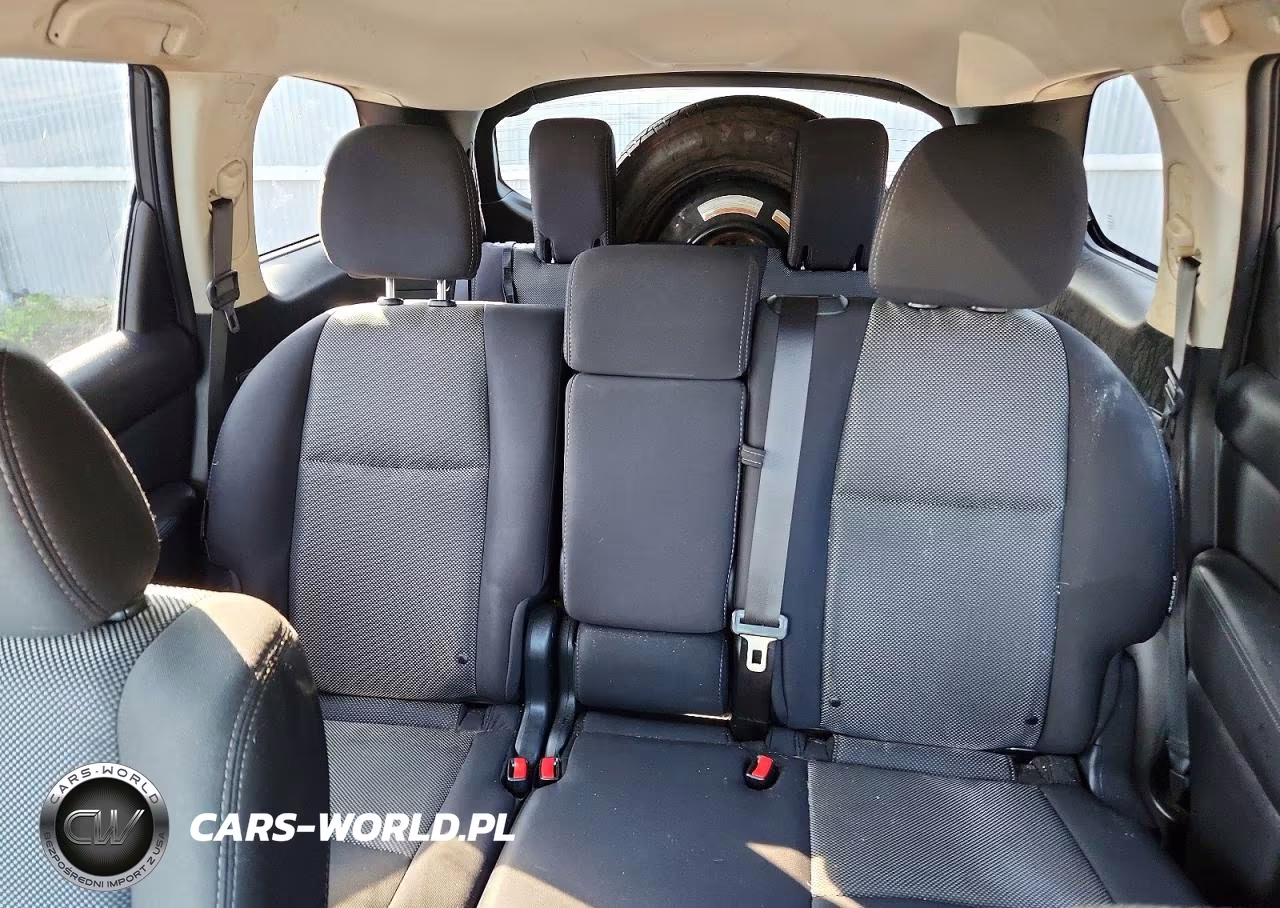 2019 Nissan Pathfinder S VIN:5N1DR2MM7KC650599 - 10