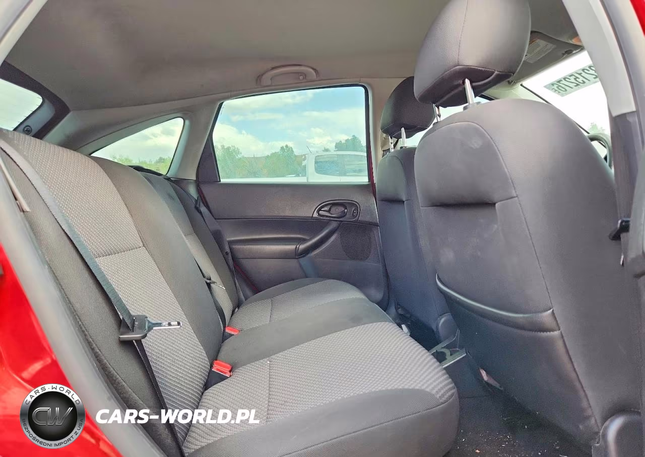2007 Ford Focus Zx5 VIN:1FAFP37N57W118390 - 10