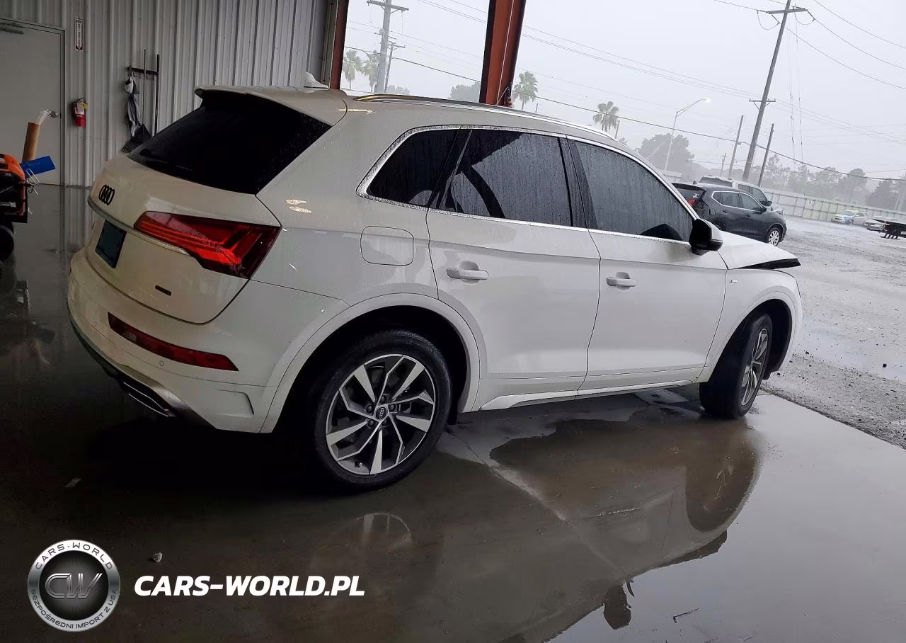 2022 Audi Q5 Premium 45 VIN:WA1GAAFY8N2098814 - 3