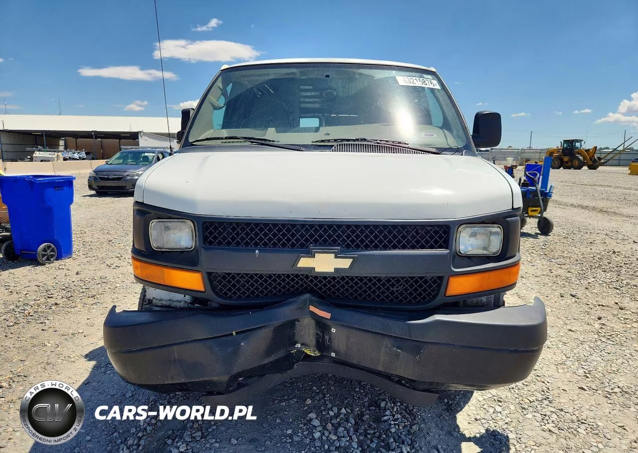 2015 Chevrolet Express 3500 Cargo Delivery Van VIN:1GCZGUCGXF1266924 - 5