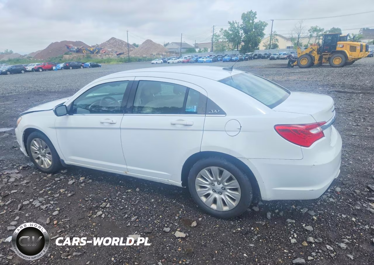 2011 Chrysler 200 Lx VIN:1C3BC4FB6BN586245 - 2
