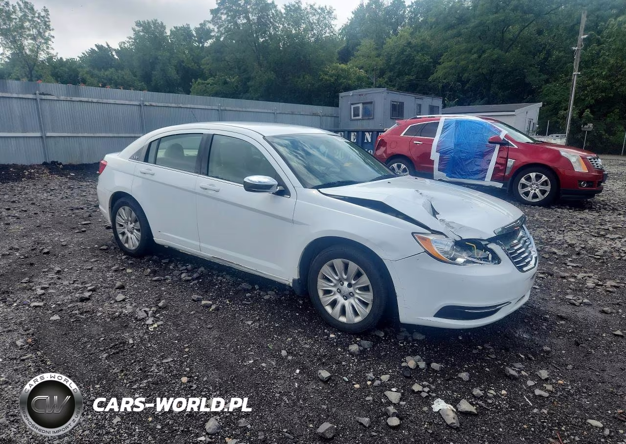 2011 Chrysler 200 Lx VIN:1C3BC4FB6BN586245 - 4