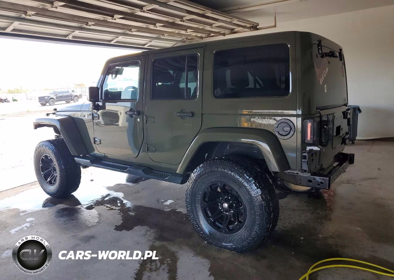 2015 Jeep Wrangler Unlimited Sahara VIN:1C4BJWEG9FL723142 - 2