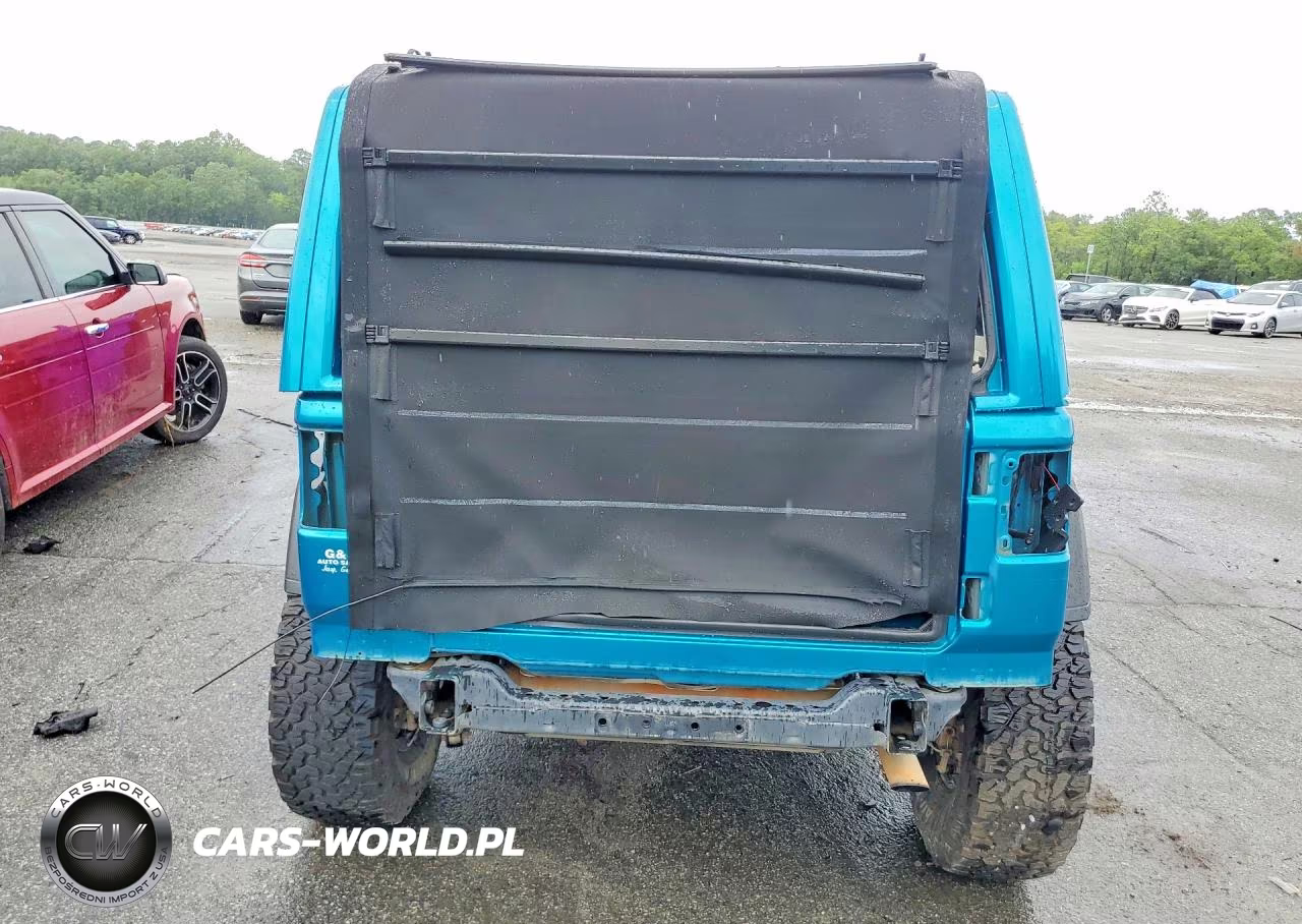2020 Jeep Wrangler Unlimited Willys 4X4 VIN:1C4HJXDN3LW330487 - 6