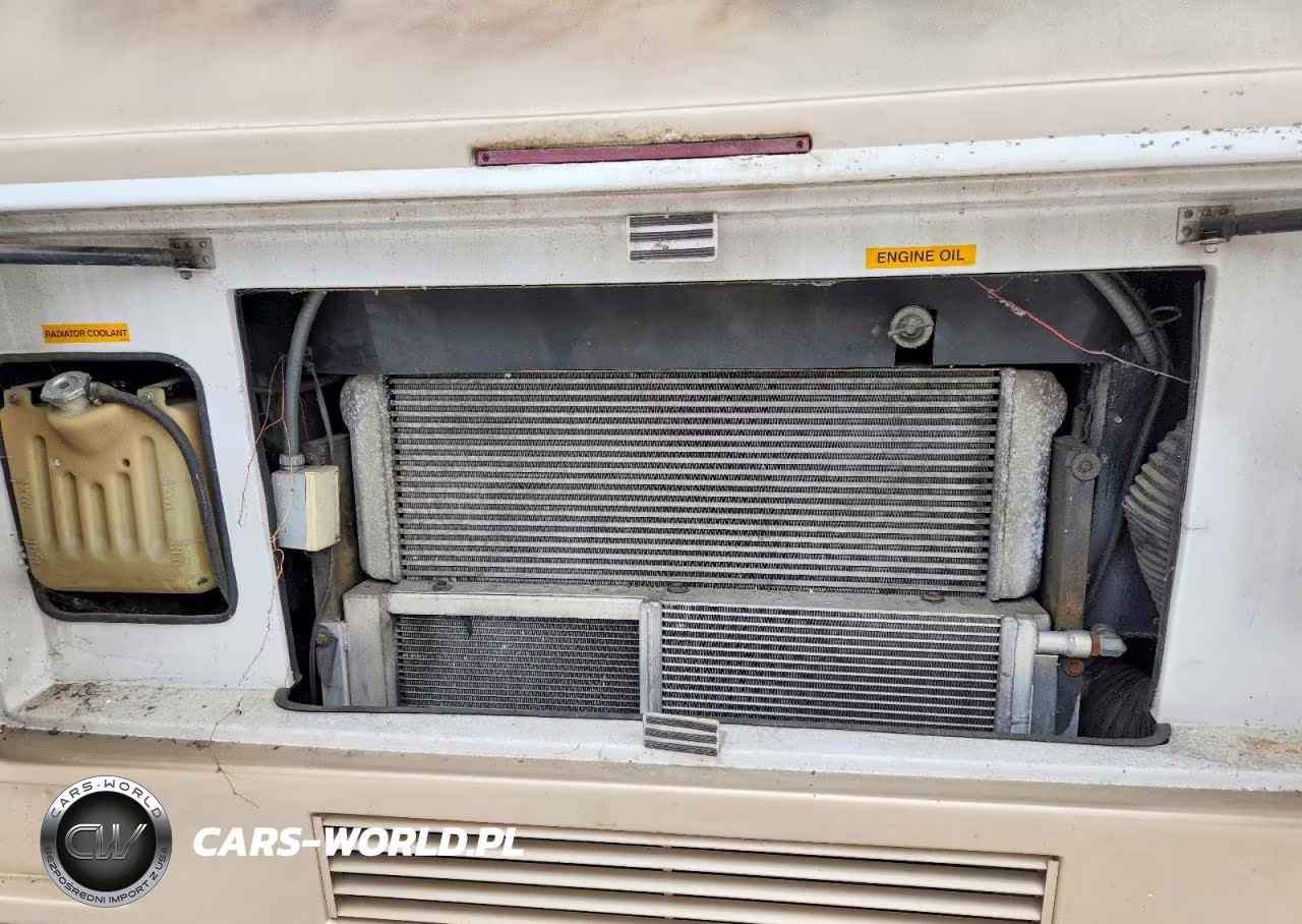 2002 Monaco Coach Sahara Rv VIN:1RFB2465523018548 - 7