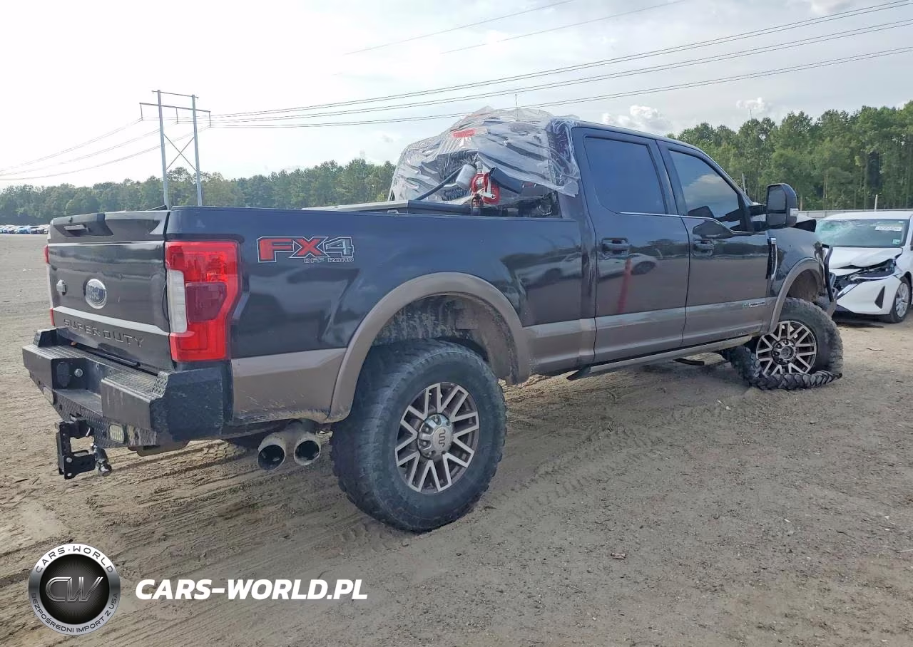 2018 Ford F250 Super Duty VIN:1FT7W2BT4JEB88574 - 3