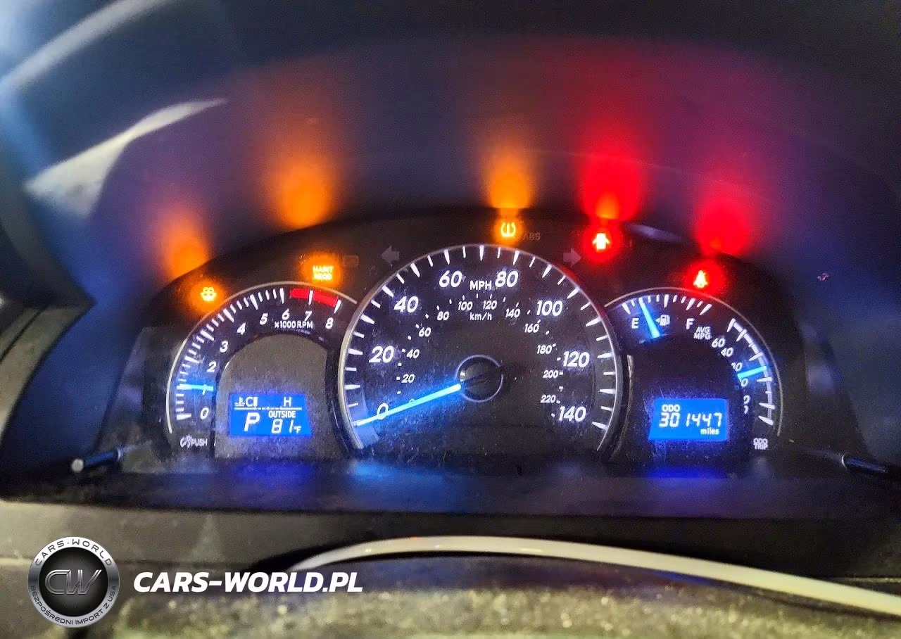 2014 Toyota Camry Le VIN:4T1BF1FK9EU367979 - 9