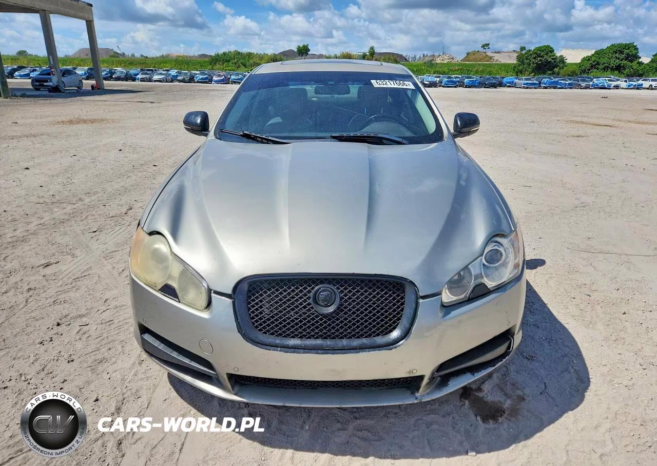 2011 Jaguar Xf Premium VIN:SAJWA0GB8BLS18379 - 5