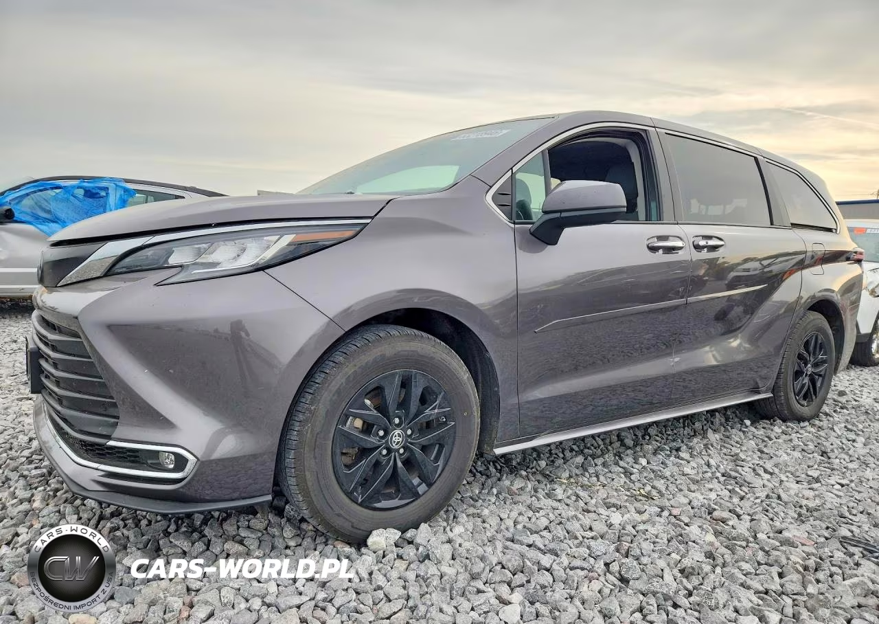 2022 Toyota Sienna Xle – zdjęcie 1 z 13