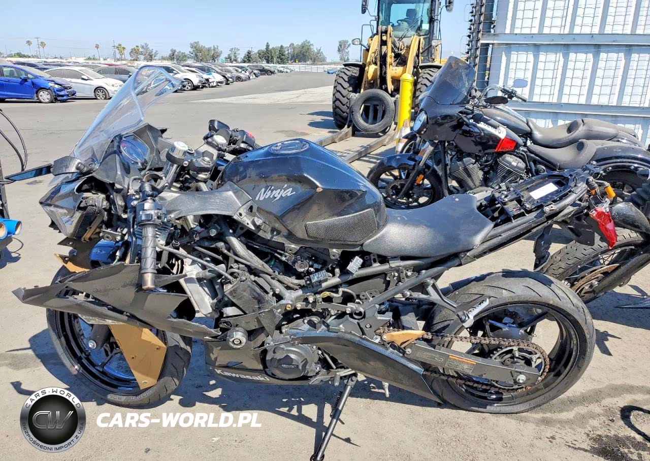 2018 Kawasaki Ex400 VIN:JKAEXKG17JDA04954 - 3