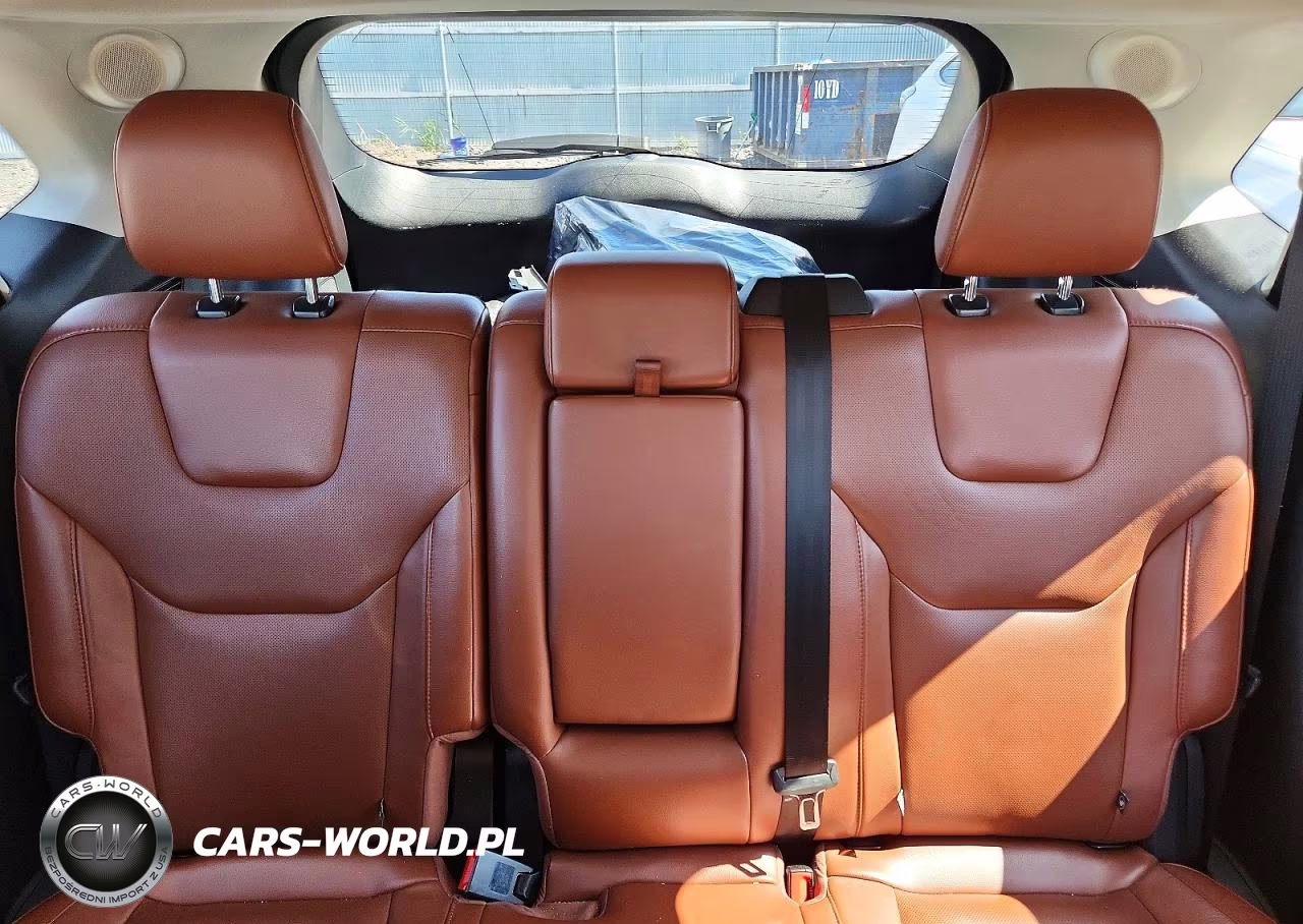 2019 Ford Edge Titanium VIN:2FMPK4K9XKBB72979 - 10