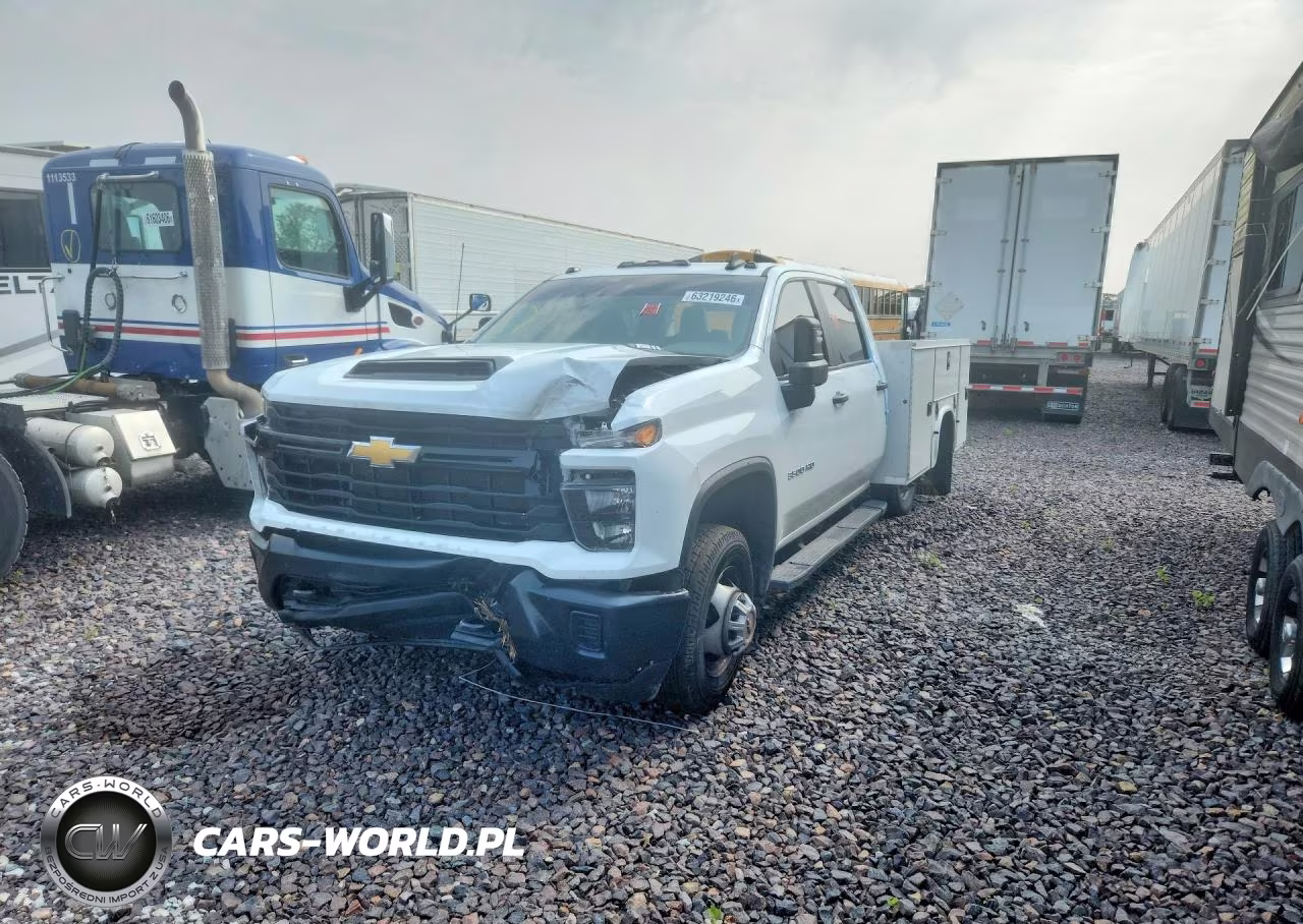 2024 Chevrolet Silverado K3500 VIN:1GB4YSE74RF336762 - 1